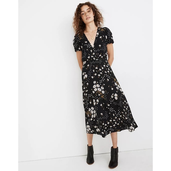 Madewell Dresses & Skirts - Madewell Puff-Sleeve Midi Dress in Polka Daisies